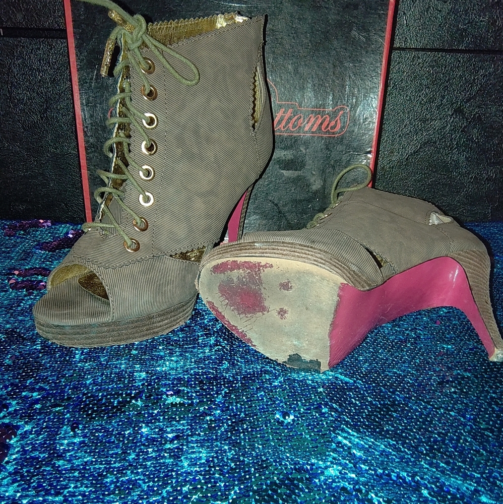 Apple Bottoms Ronelle brown & white heels